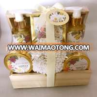 High quality body care bath set in wooden box